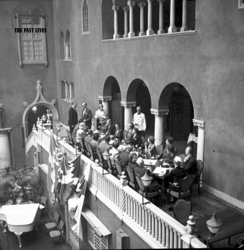 Gemensam avslutningslunch på Grand Hotel Royal ,Sweden 1958
