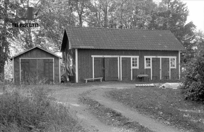 Annex building and garage – Klockarbol, Uppland, Sweden1983