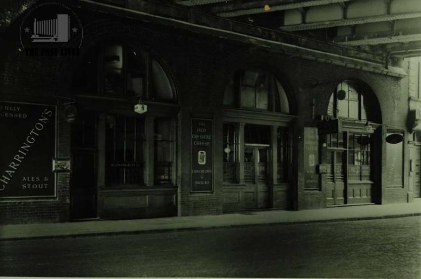 Old Cheshire Cheese England 1957